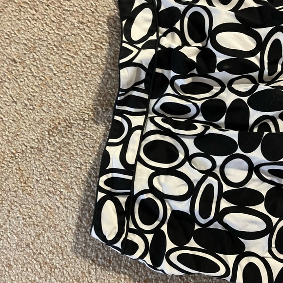 Talbots stretch - Picture 3 of 10